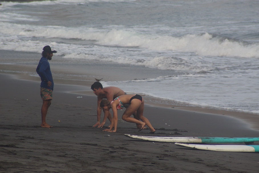 Picture of someone learning surf 3